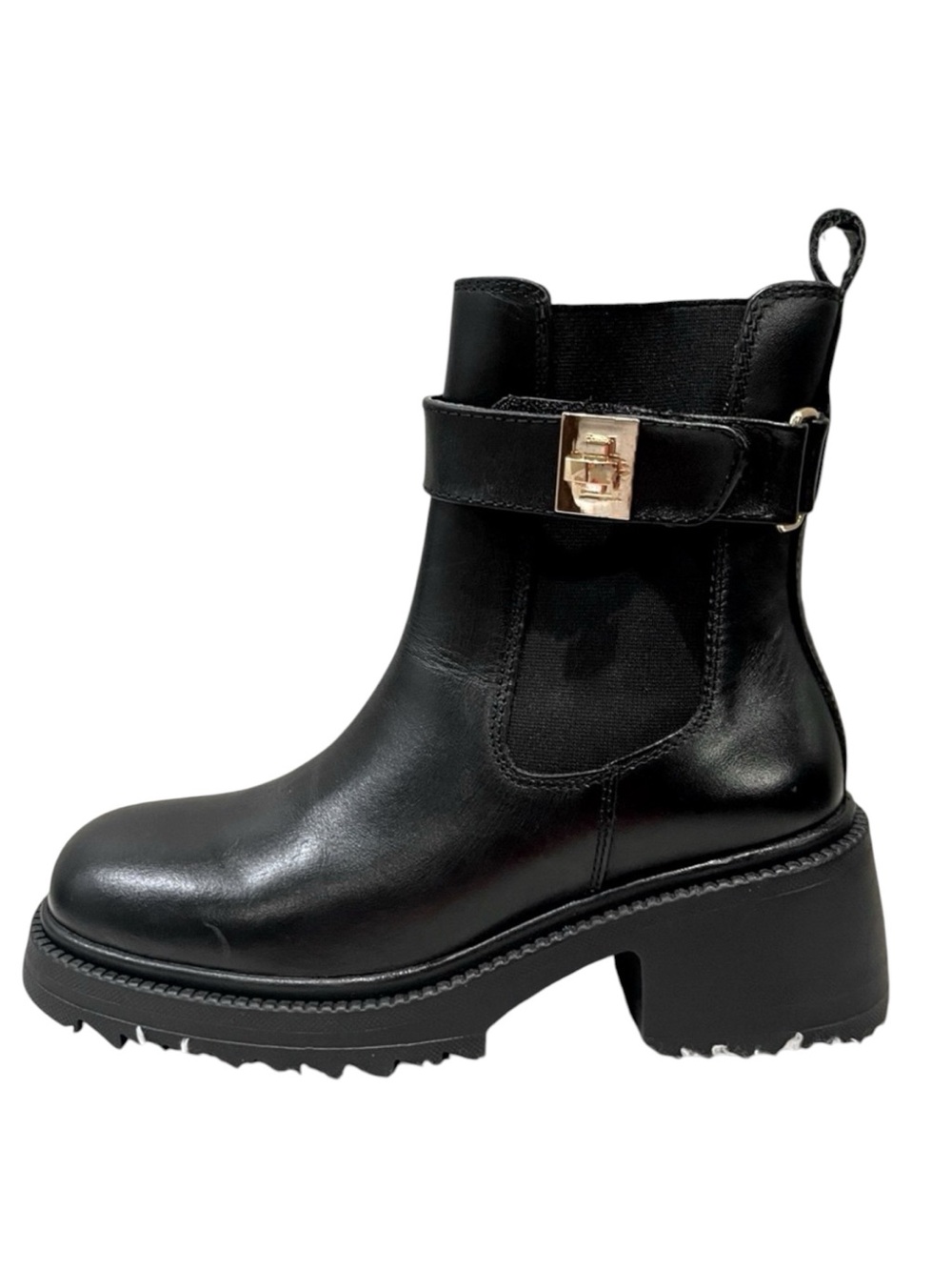 Steve Madden Classic Leather Boots